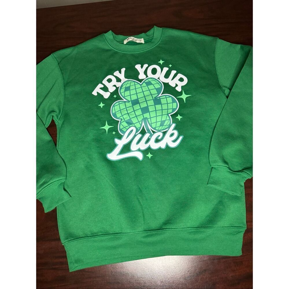 Wound Up St. Patrick Day Four Leaf Clover Sweatshirt Size XXS